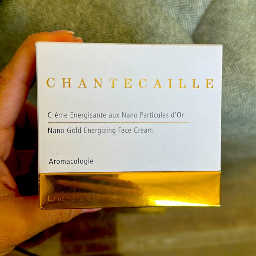 Nano gold energizing face cream